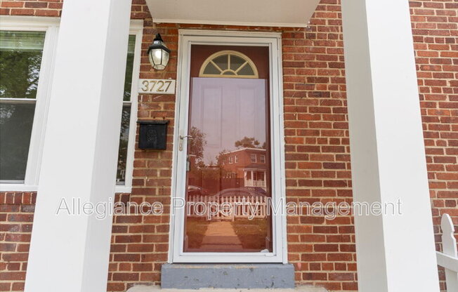 3727 MARK DR