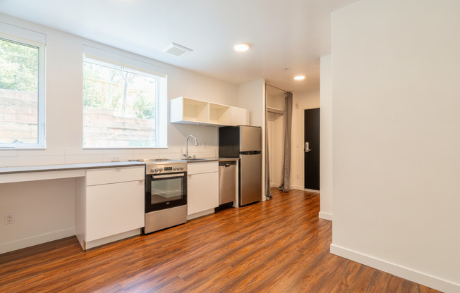 Studio, 1 bath, 223 sqft, $1,250, Unit 01 - 217