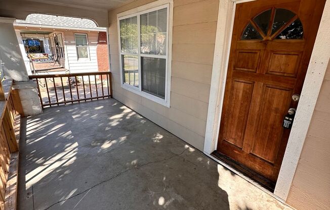 3 beds, 1 bath, $1,250