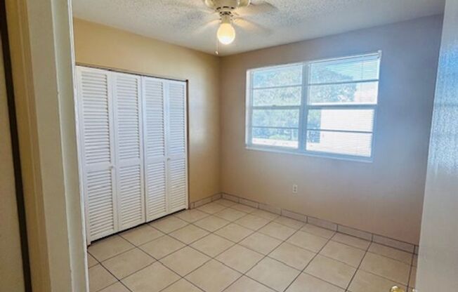 2 beds, 1 bath, $1,400