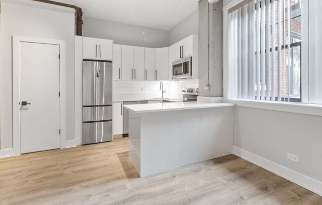 1 bed, 1 bath, 338 sqft, $1,700, Unit 108