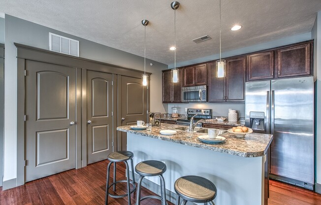 2 beds, 2 baths, 894 sqft, $1,595, Unit A - 1010 Unit 307 - B1146 All Hardwood Floors Throughout