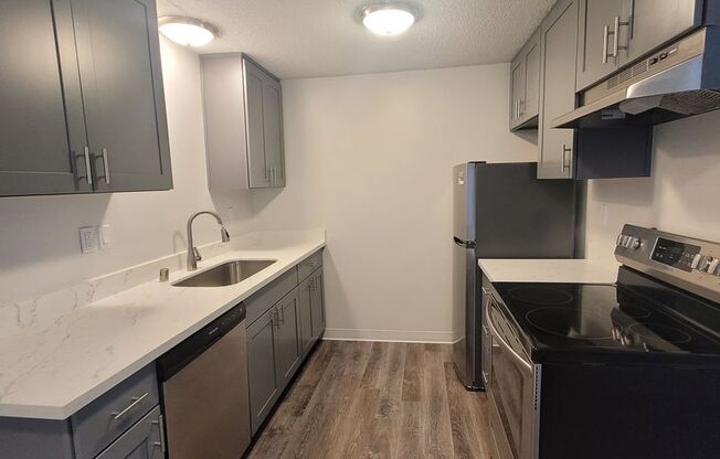 2 beds, 1 bath, 780 sqft, $1,575