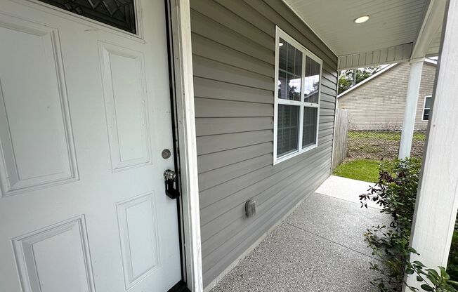 Saint Johns county 3/2 home 1300 sq ft with one car garage in St Augustine!