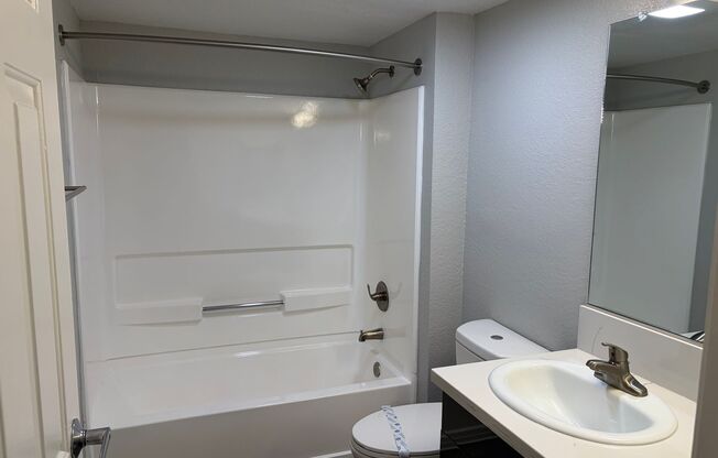 2 beds, 2 baths, 986 sqft, $2,750, Unit 169