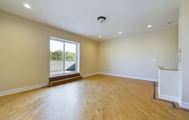 1654 W Ohio St