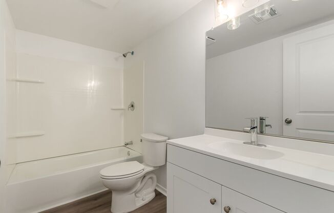 1 bed, 1 bath, 680 sqft, $1,200, Unit 307