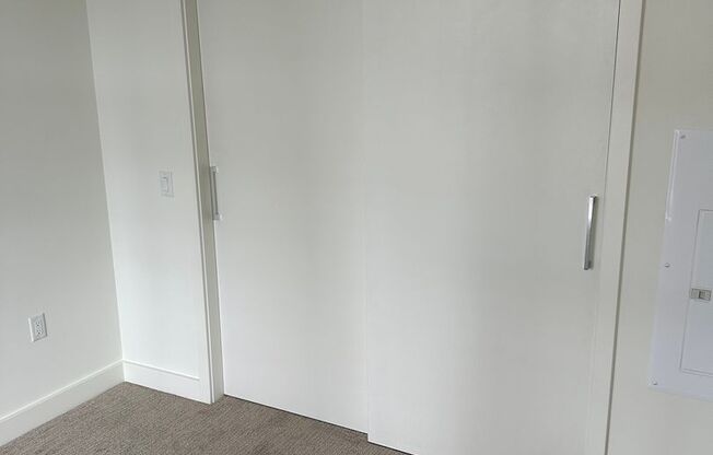 2 beds, 2 baths, $5,300, Unit # 903