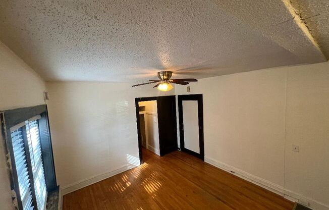 Studio, 1 bath, 366 sqft, $790, Unit 105