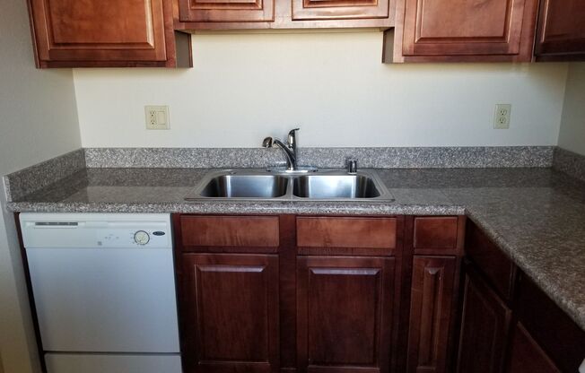 Beautiful 2 bedroom condo for Rent