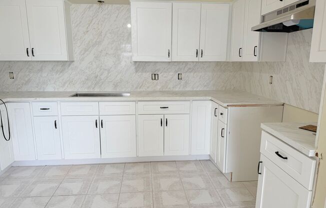 GORGEOUS 3 BEDROOM 2 BATH HOUSE