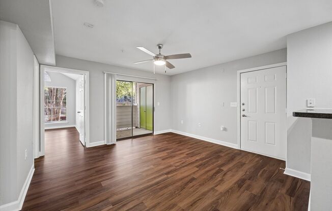 2 beds, 2 baths, 800 sqft, $1,495, Unit 6103