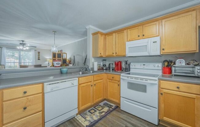 320 Logmont Trace