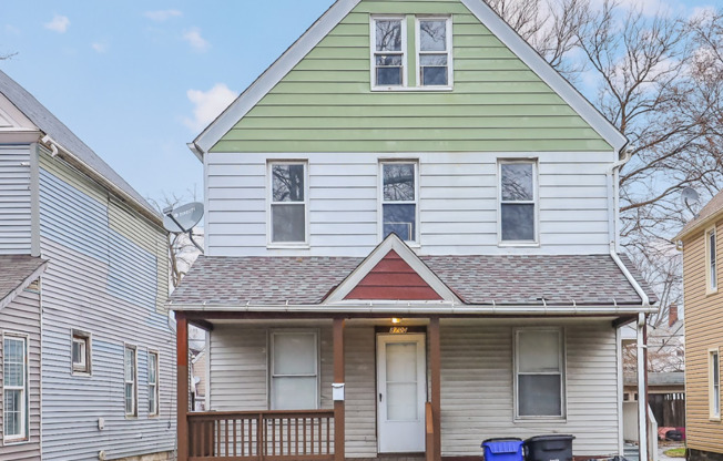 8700 Willard