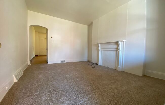 Spacious 2BR Oakland Duplex! Call Today to Schedule an Appointment!