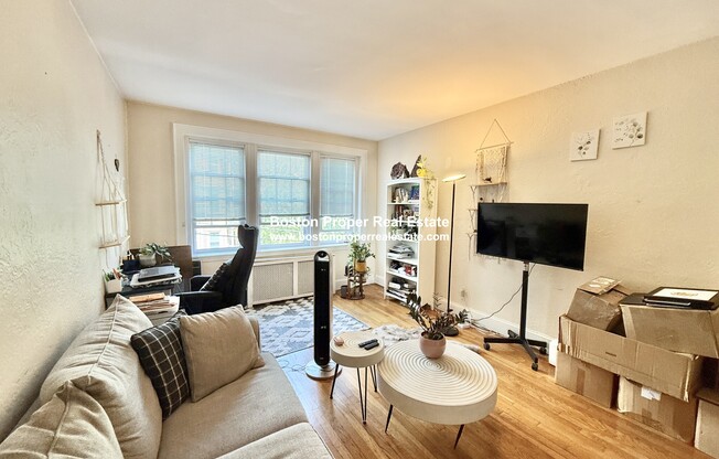 90 Kilsyth Rd Apt 25