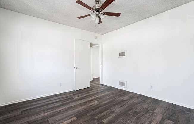 1 bed, 1 bath, $1,950, Unit 14