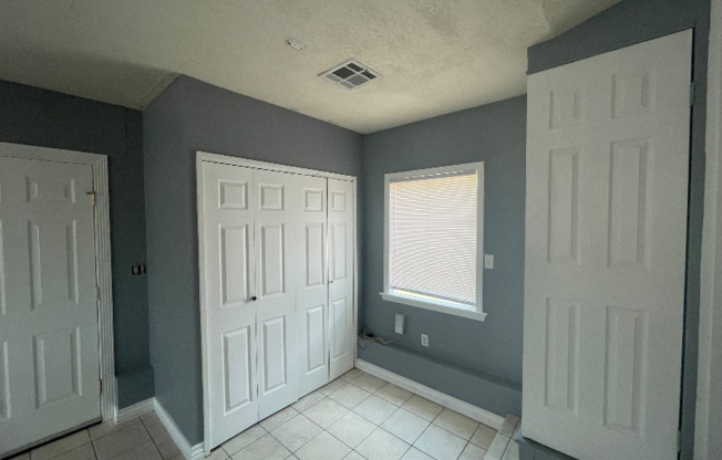 1631 ANDOVER CT