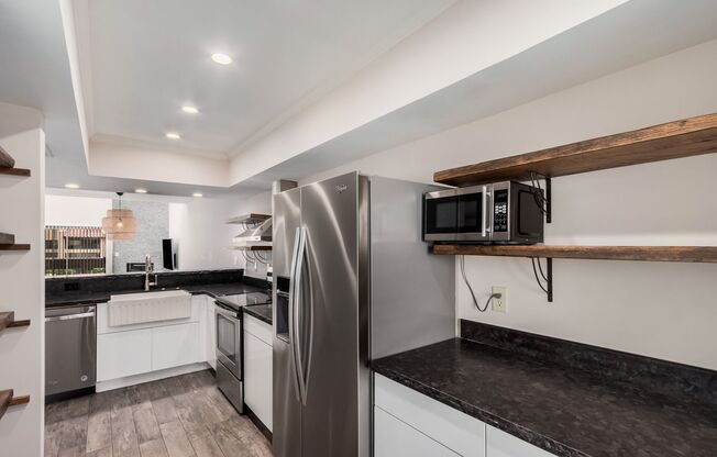 2 beds, 2 baths, $2,150