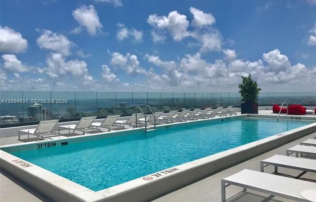 1 bed, 1 bath, $3,200, Unit # 2807