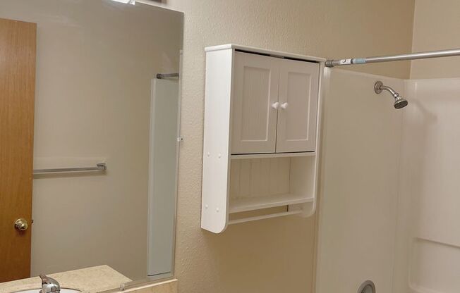 1 bed, 1 bath, 628 sqft, $1,325, Unit 10