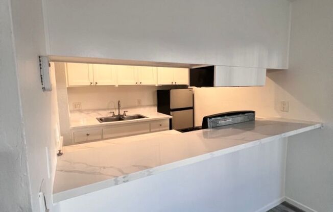 1 bed, 1 bath, $2,150, Unit E3