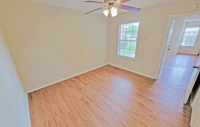 2 beds, 2 baths, 1,002 sqft, $1,731
