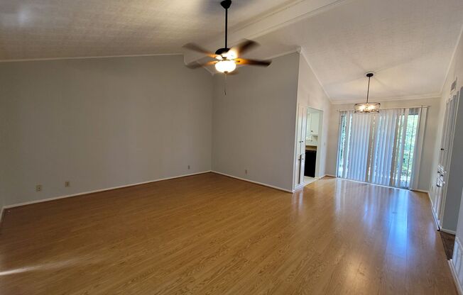 Cute 2 Bedroom 2 Bath Condo close to Medical Center
