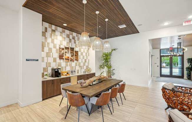 the preserve at ballantyne commons dining room and kitchen