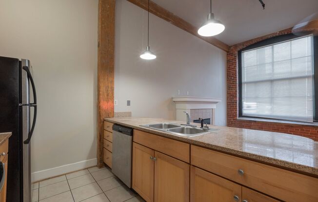 1 bed, 1 bath, 708 sqft, $1,195, Unit 407