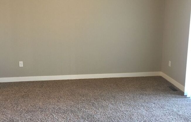 2 beds, 2.5 baths, $2,195, Unit 315