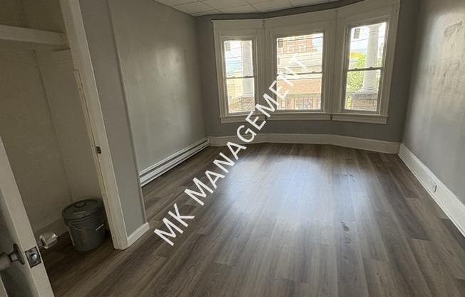 315 CEDAR AVE