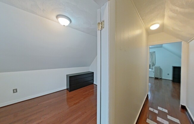 4 beds, 1.5 baths, 1,724 sqft, $3,700, Unit SF