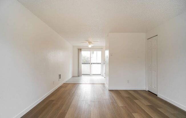 2 beds, 1 bath, 742 sqft, $1,495, Unit 1