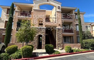 East Roseville - Gated Phoenician - Great View - Clubhouse/Pool Patio - New Paint and New Floor!
