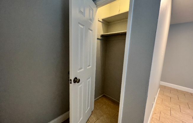 1807 FRAME ST