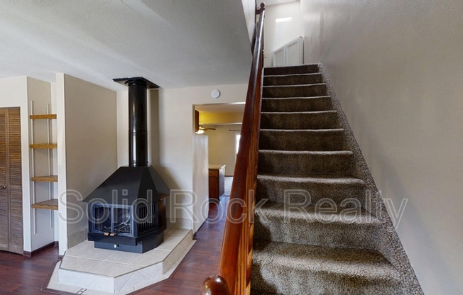 1812 ERIN LOOP