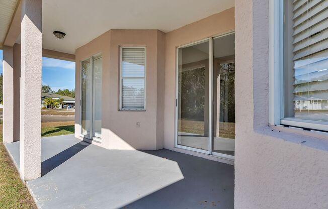 3 beds, 2 baths, $2,350