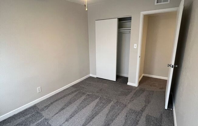 3 beds, 1 bath, 1,115 sqft, $1,850, Unit 3376 Lawrence