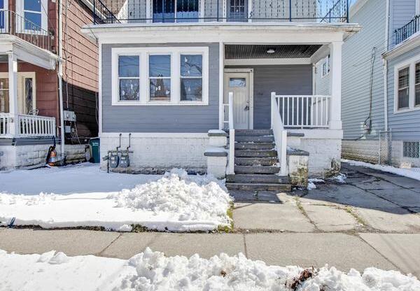 35 WEYAND AVE
