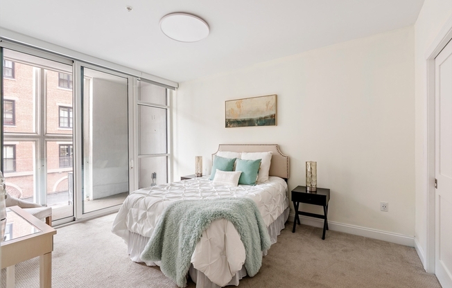 2 beds, 2.5 baths, 1,201 sqft, $4,400, Unit 304