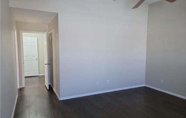 2 beds, 2 baths, $1,475, Unit Building #19