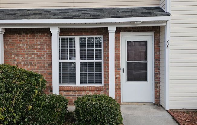 2 bedroom 2 1/2 bath Rental