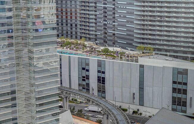 1 bed, 1 bath, $2,825