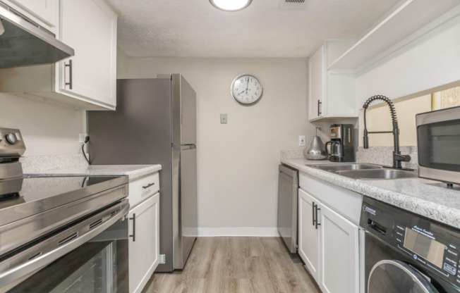 1 bed, 1 bath, 650 sqft, $1,199, Unit 471