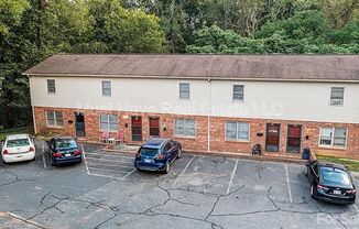 1051 3 ST SE