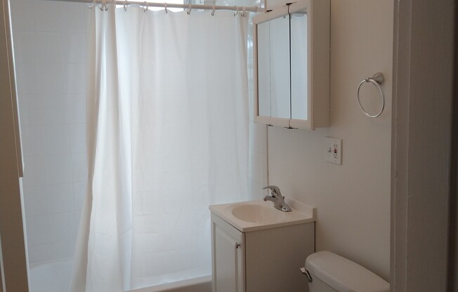 Studio, 1 bath, $2,300, Unit 19