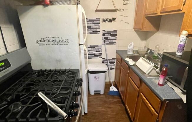 Studio, 1 bath, $750