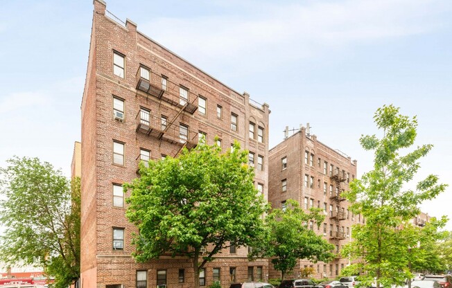 43 34 49 ST
