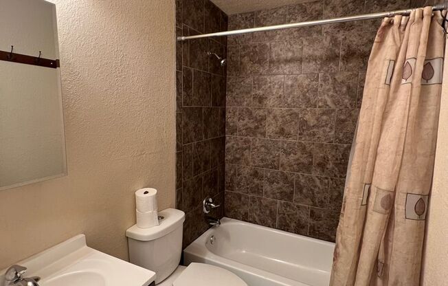 3 beds, 1 bath, $1,450